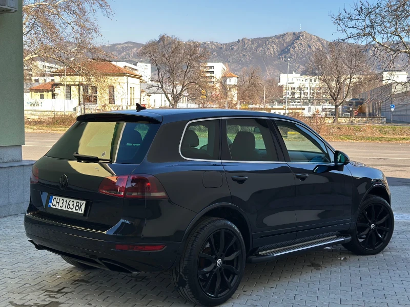 VW Touareg BI-XENON* BLACK EDITT* СМЕНЕНИ ВЕРИГИ!, снимка 6 - Автомобили и джипове - 48738734