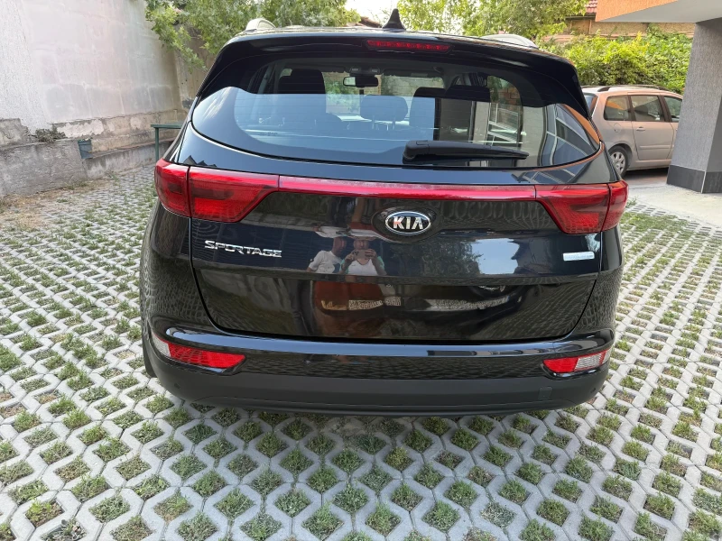 Kia Sportage, снимка 13 - Автомобили и джипове - 51881459