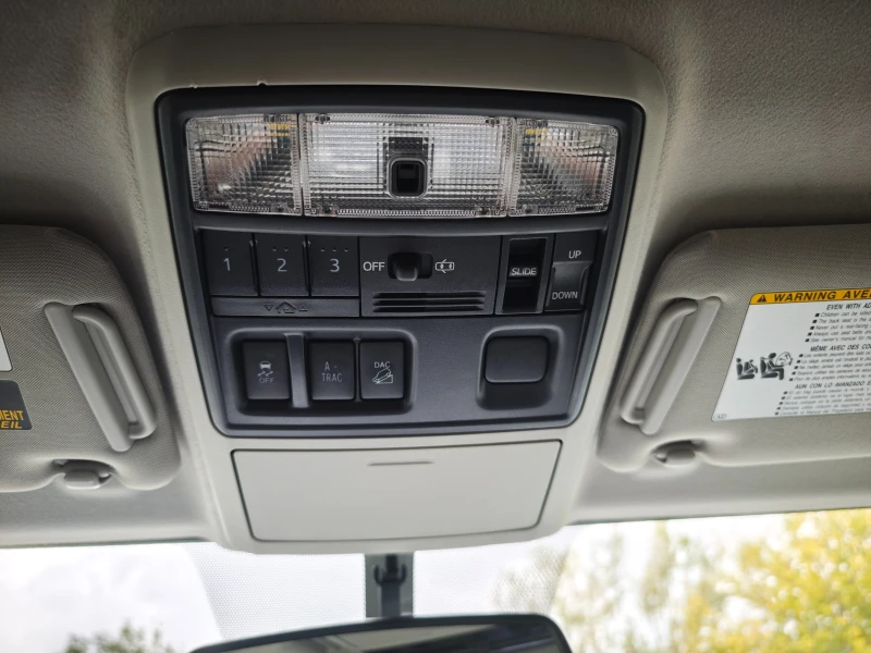 Toyota 4runner SR5, 6+ 1 SEATS, снимка 16 - Автомобили и джипове - 51846919