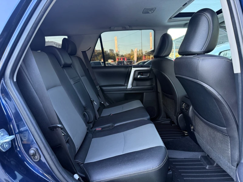 Toyota 4runner SR5, 6+ 1 SEATS, снимка 10 - Автомобили и джипове - 51846919