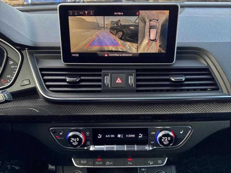 Audi SQ5 * Technik * CARFAX * БЕЗ ПЪРВОНАЧАЛНА ВНОСКА, снимка 11 - Автомобили и джипове - 52842909