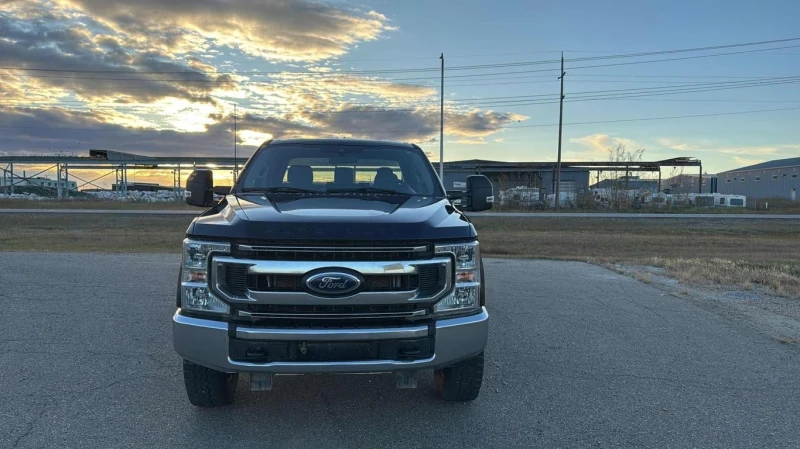 Ford F250 * XLT 4WD SuperCab 8' Box * CARFAX * , снимка 8 - Автомобили и джипове - 53023932