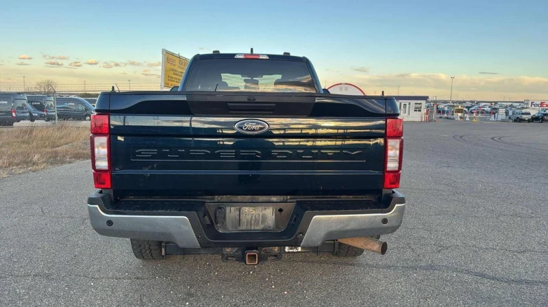 Ford F250 * XLT 4WD SuperCab 8' Box * CARFAX * , снимка 3 - Автомобили и джипове - 53023932