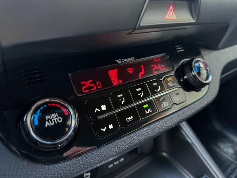 Kia Sportage 1, 7 CRDi, снимка 8 - Автомобили и джипове - 53498000