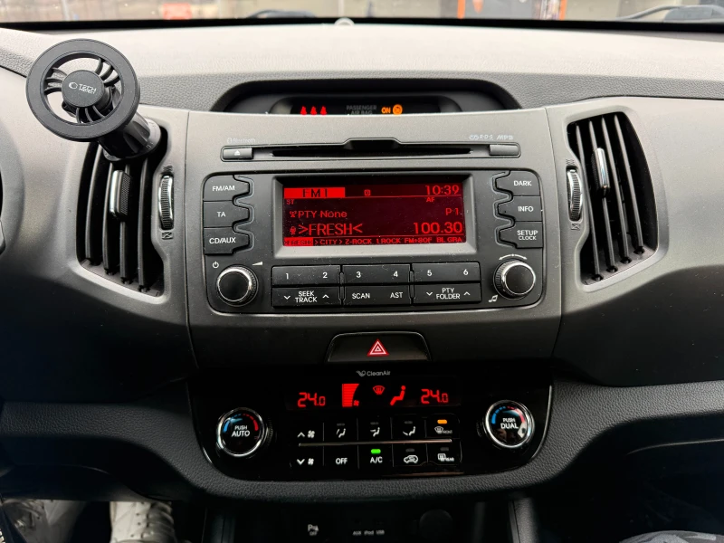 Kia Sportage 1, 7 CRDi, снимка 7 - Автомобили и джипове - 53498000