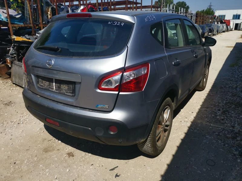 Nissan Qashqai 1.5dci, снимка 4 - Автомобили и джипове - 29964807