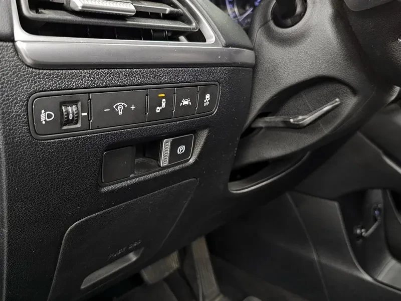 Hyundai Palisade 2.2 CRDI 4WD, снимка 16 - Автомобили и джипове - 54676744