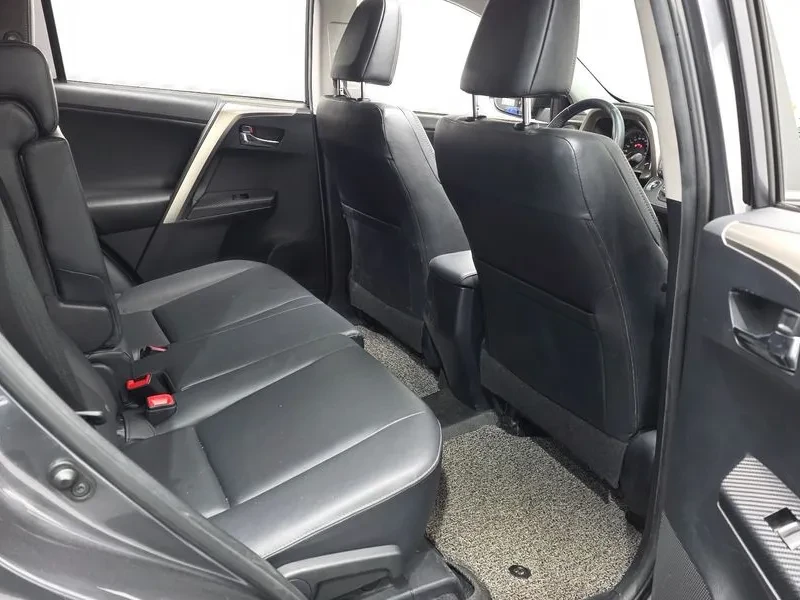 Toyota Rav4 2.5 4Wd 4Th Generation, снимка 12 - Автомобили и джипове - 56497891