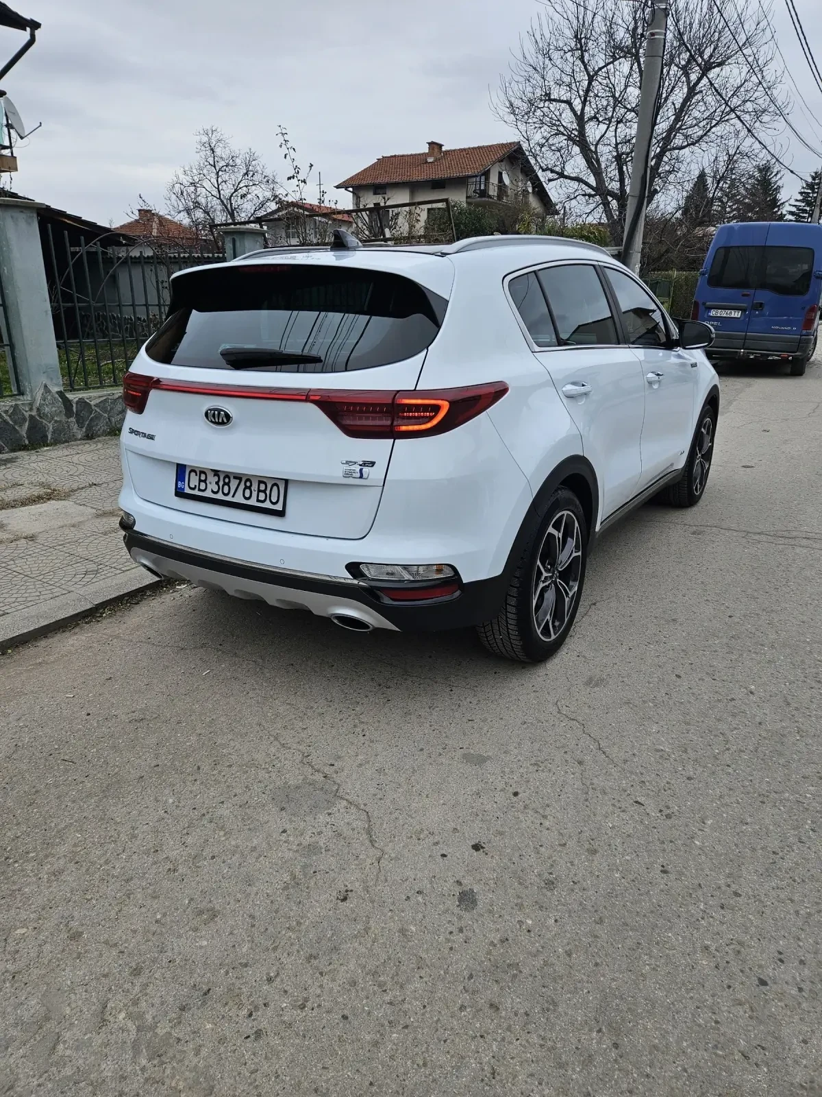 Kia Sportage 2.0 CRDI GT Line 4x4 MHEV Hibrid JBL, снимка 4 - Автомобили и джипове - 53277602