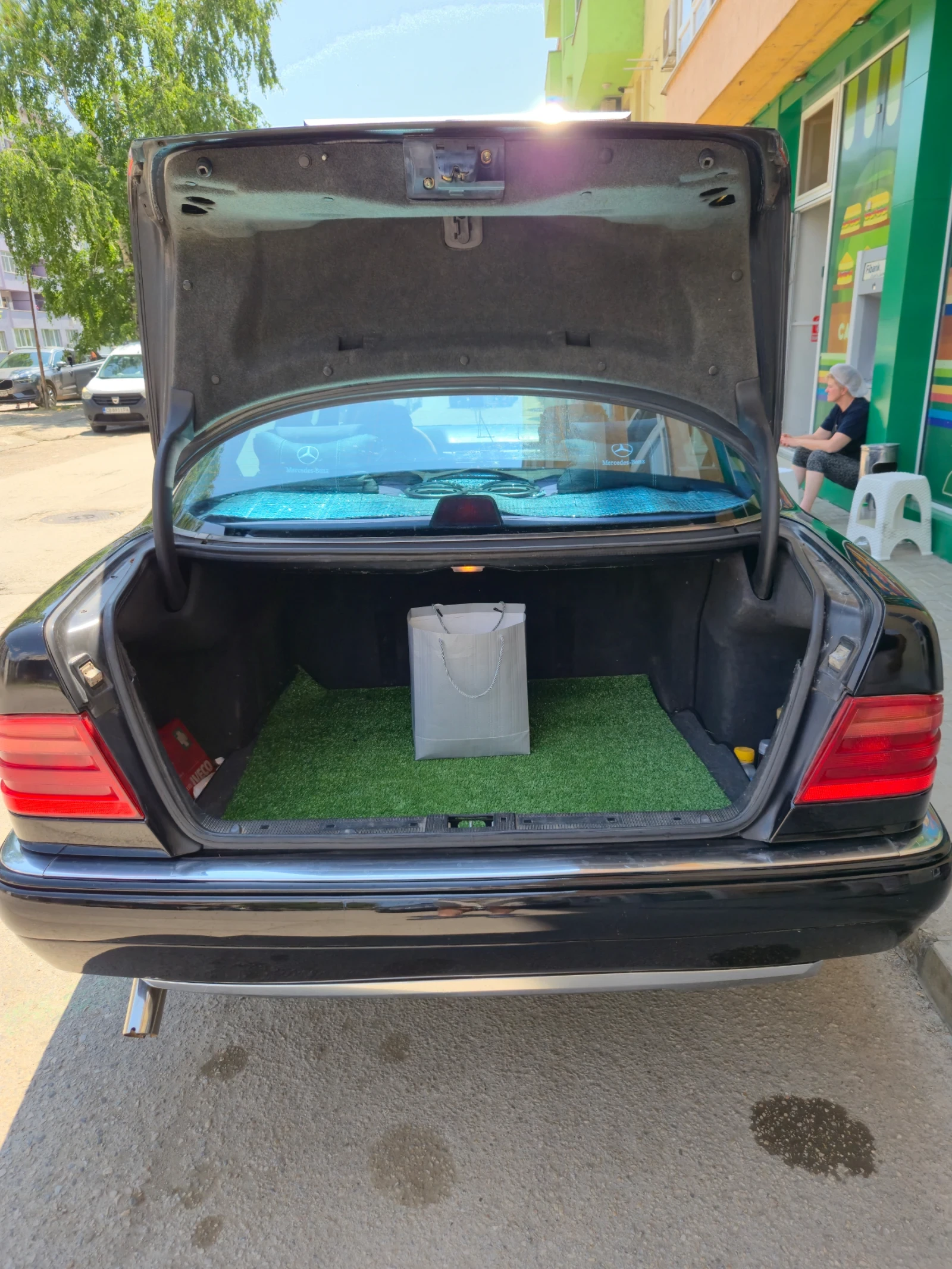 Mercedes-Benz 250  - изображение 10