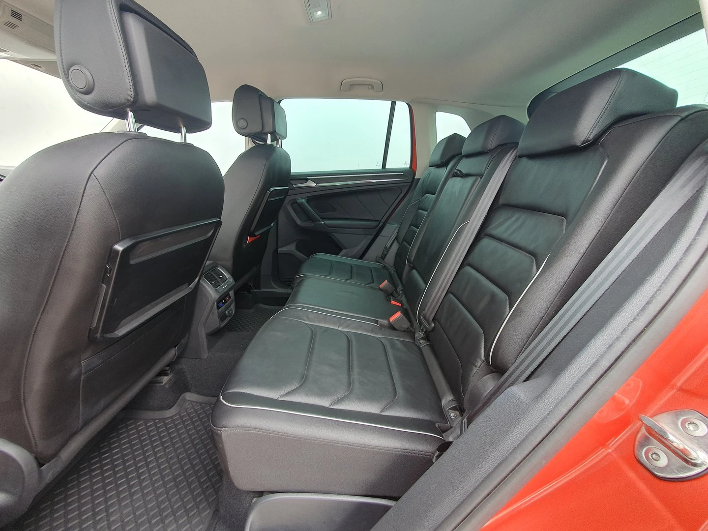VW Tiguan Comfortline 2.0TSI 4MOTION BMT - изображение 5