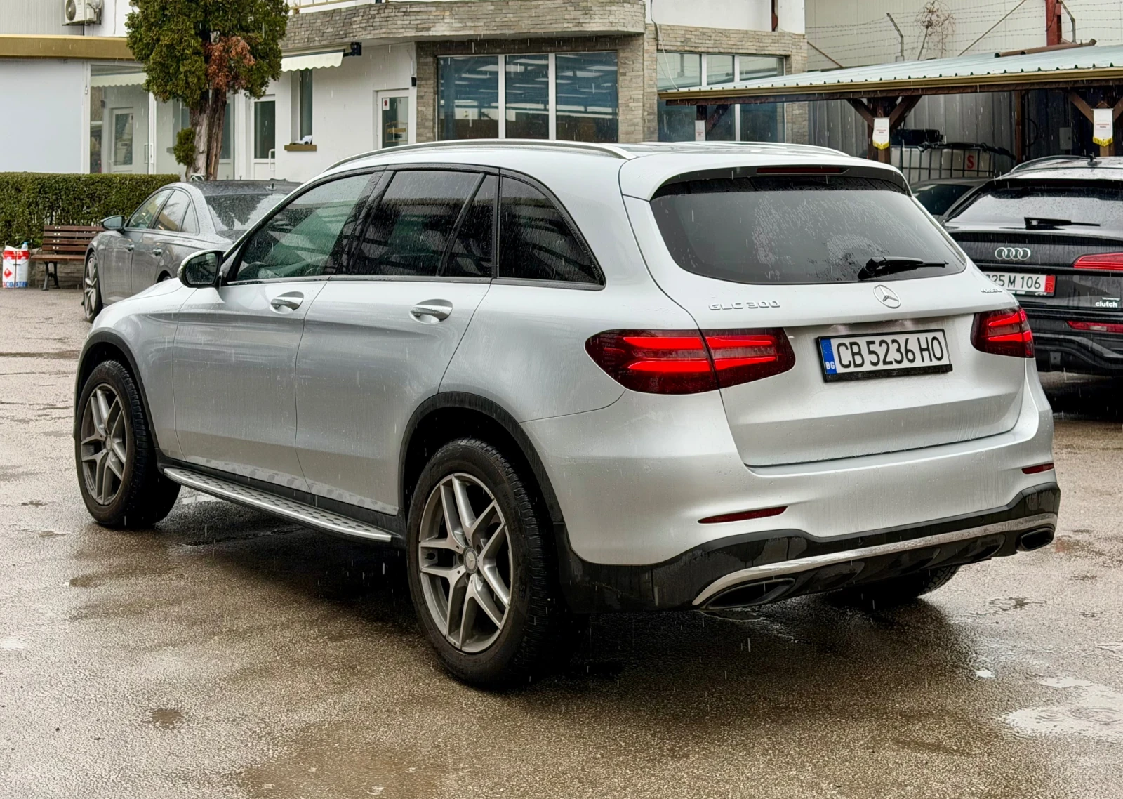 Mercedes-Benz GLC 300 AMG 4-matik, снимка 5 - Автомобили и джипове - 52171738