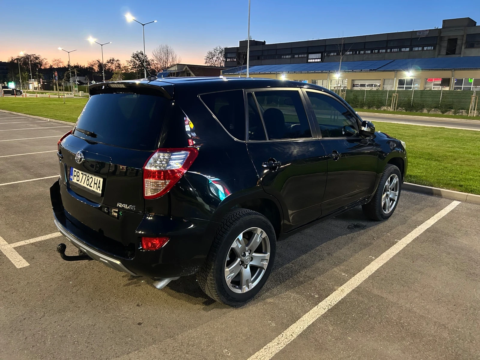 Toyota Rav4 2.2D 4x4 AC, снимка 5 - Автомобили и джипове - 54435553