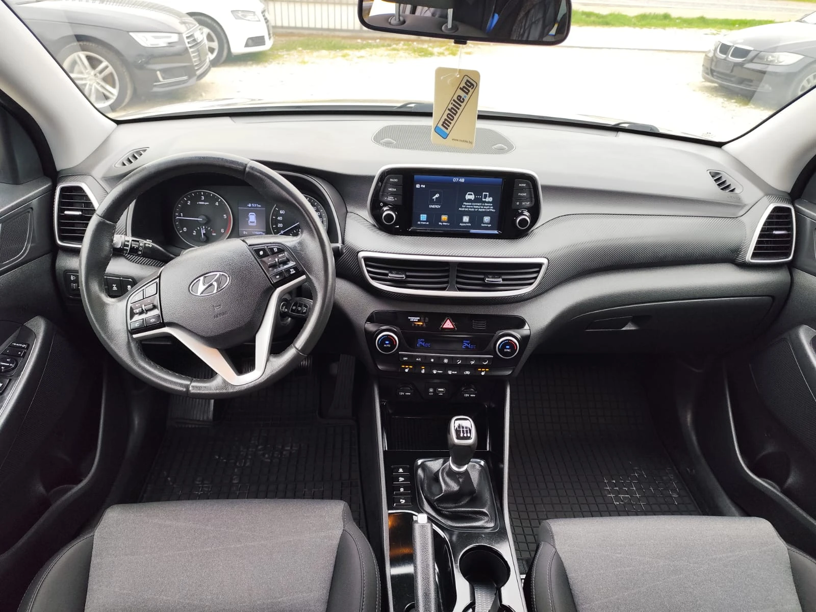 Hyundai Tucson 1.6 дизел 4х4, снимка 10 - Автомобили и джипове - 54278515