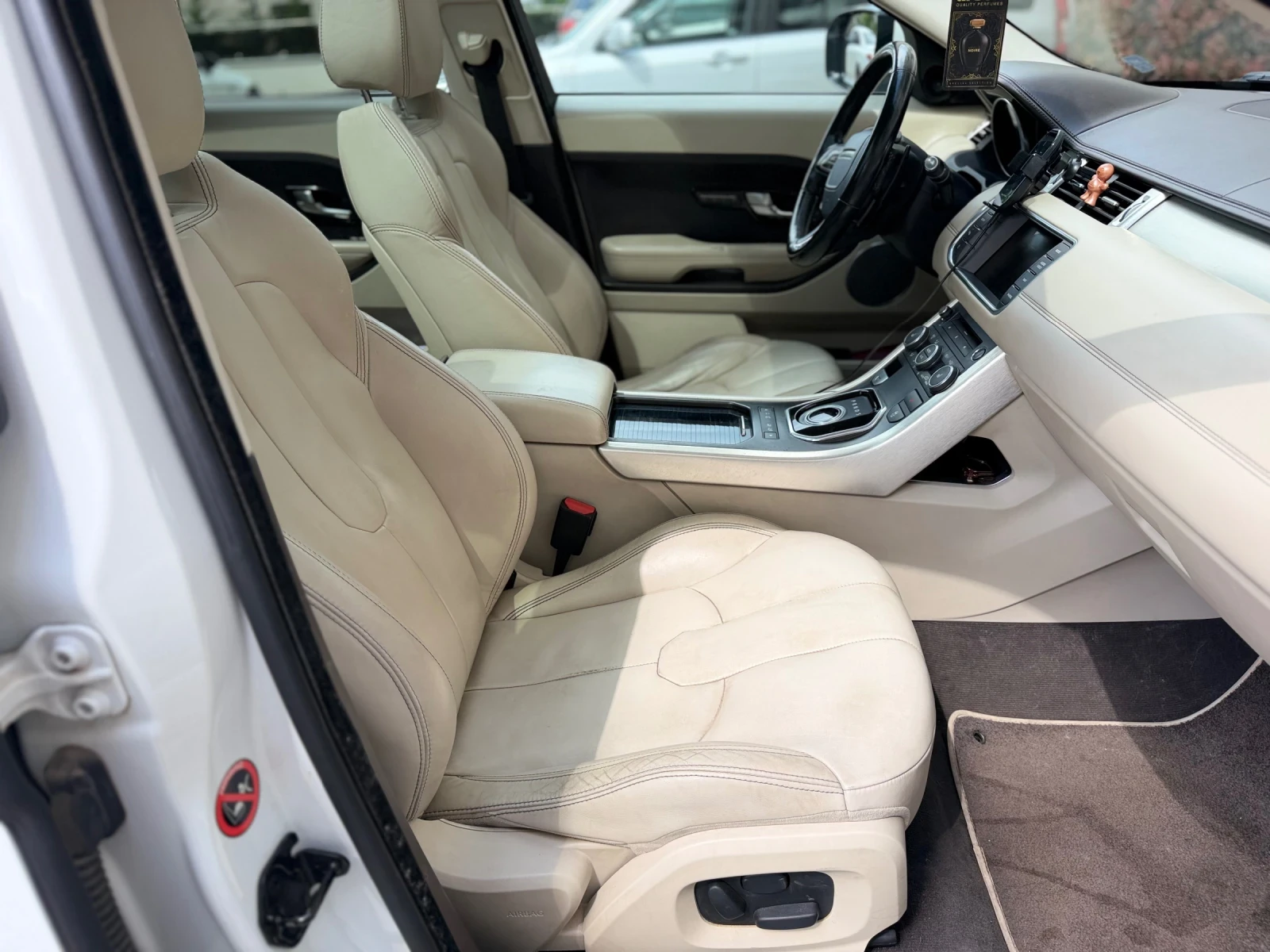 Land Rover Range Rover Evoque 2.0 Si4 Turbo autogeorge.com, снимка 9 - Автомобили и джипове - 54596199