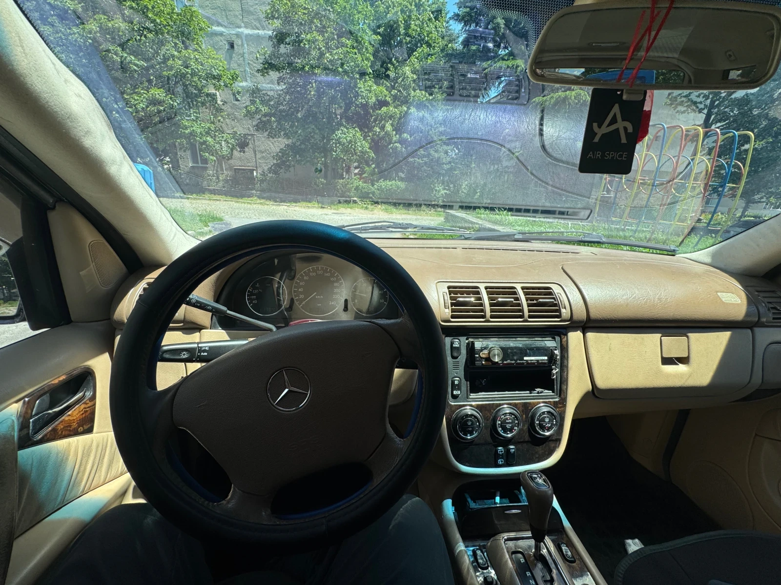 Mercedes-Benz ML 270 2.7, снимка 9 - Автомобили и джипове - 54829129