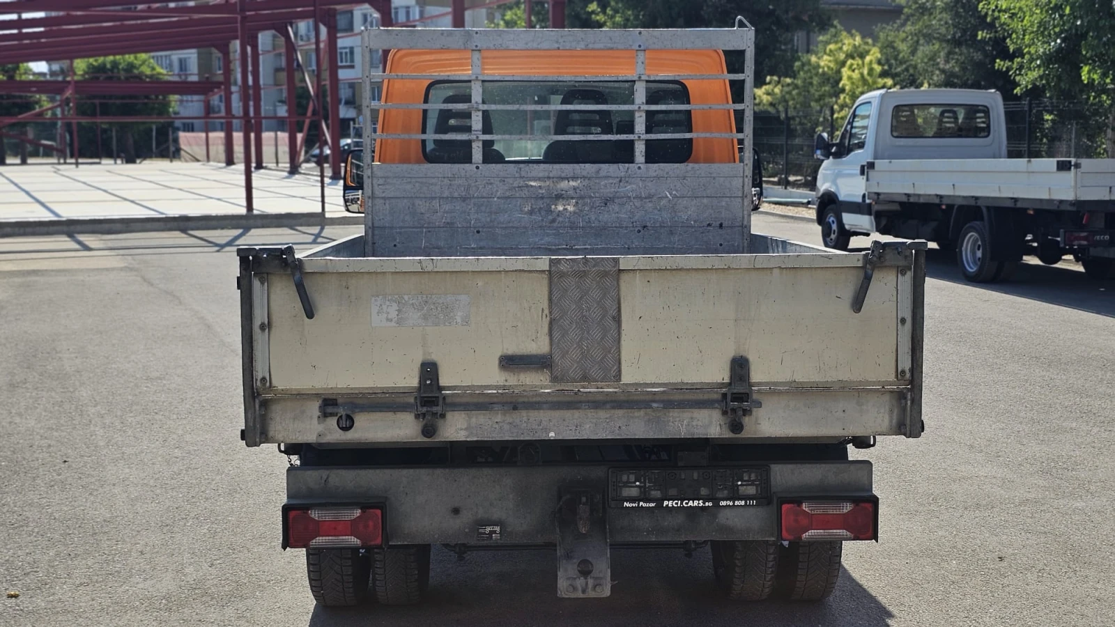 Iveco Daily 35C15 3.0D 6SP CH-ТРИСТРАННО РАЗ.-ТОП СЪСТ.-ЛИЗИНГ - изображение 5