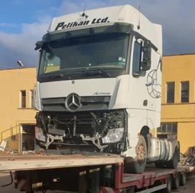     Mercedes-Benz Actros 6 3.  