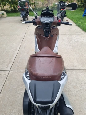 Piaggio Beverly 300i 2012, снимка 7