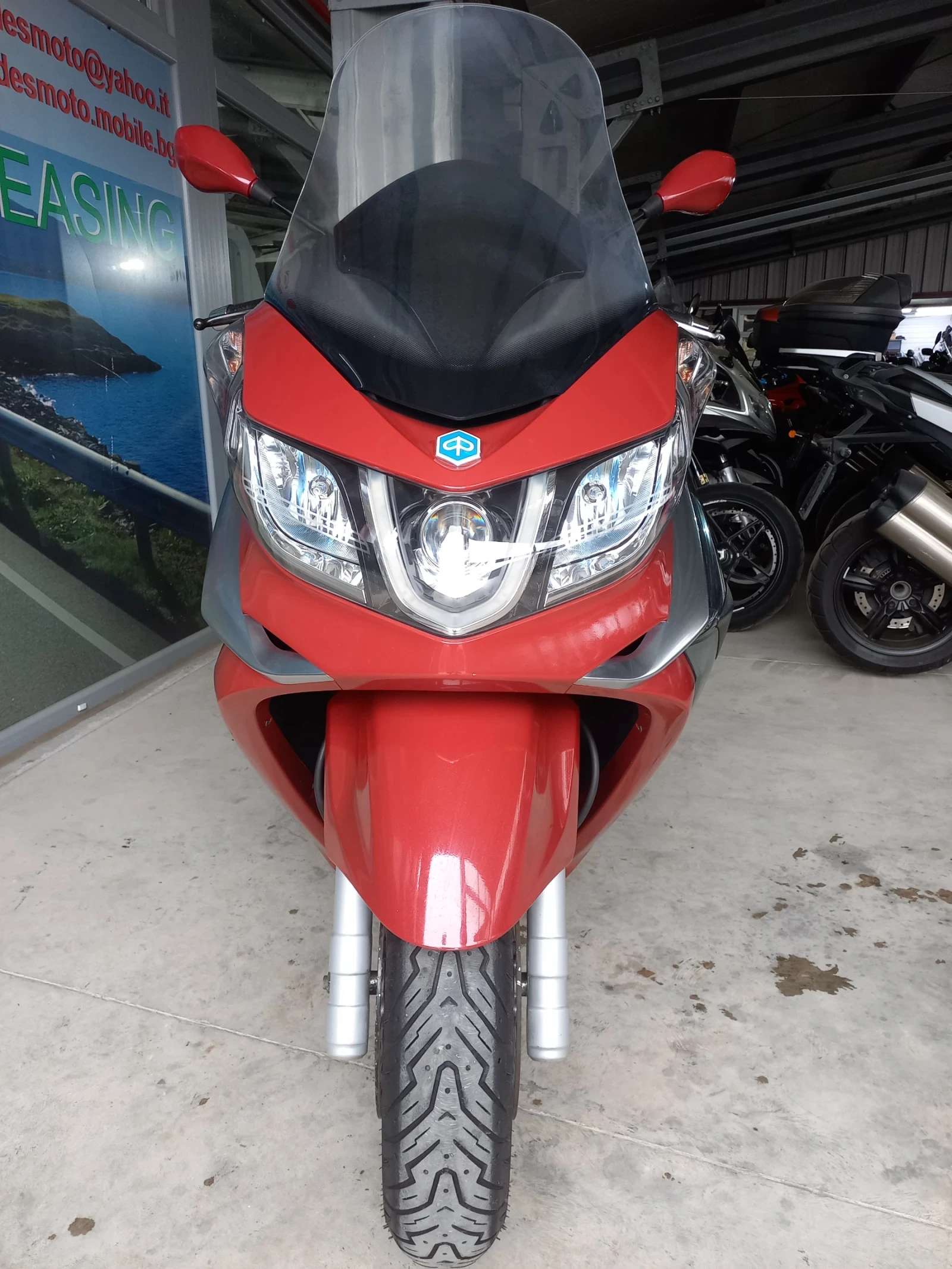 Piaggio X10 330 - изображение 5