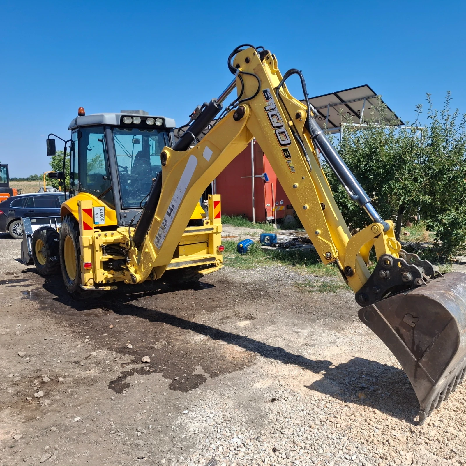 Багер New Holland B100B, снимка 4 - Индустриална техника - 55491575