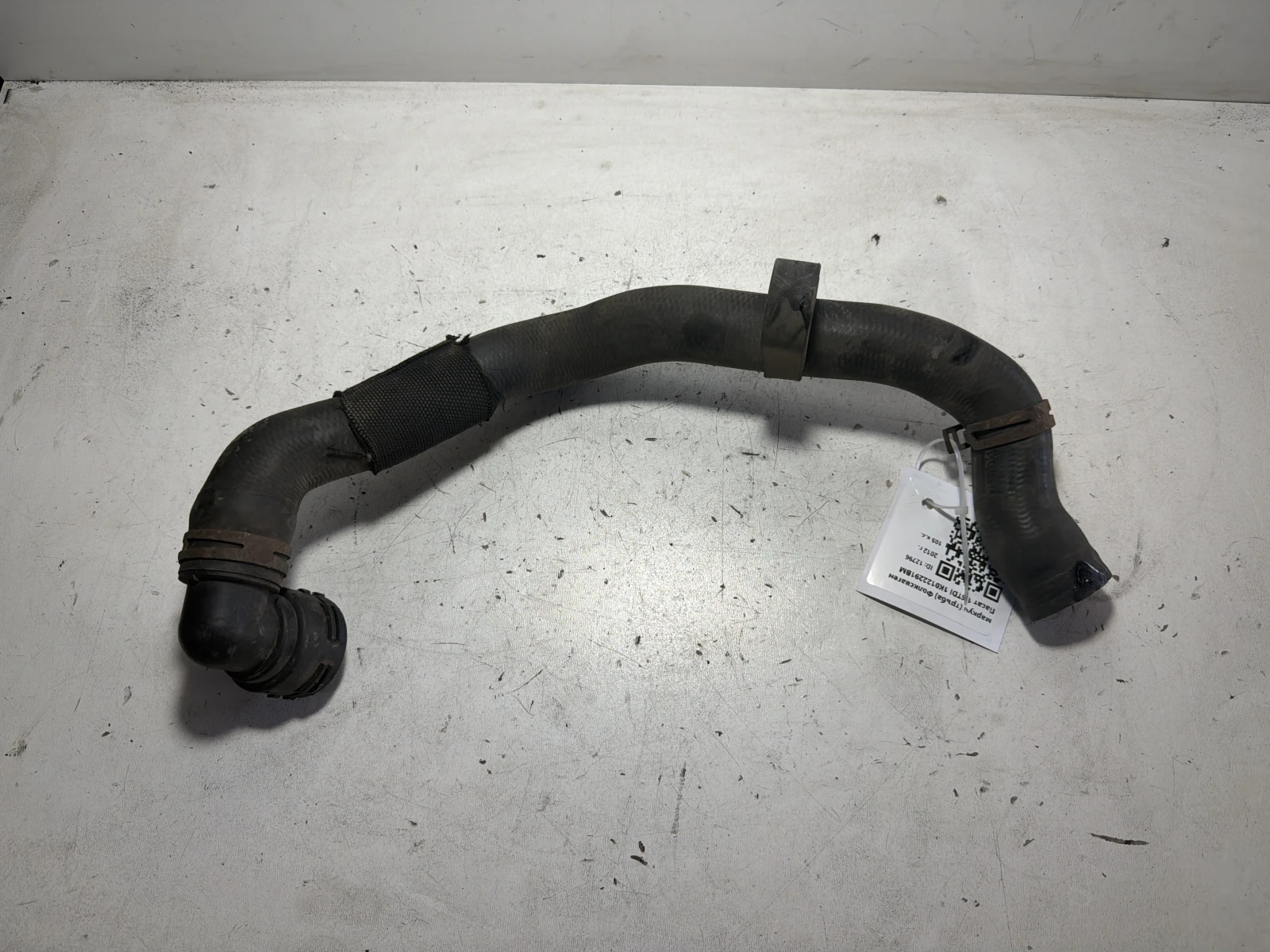маркуч (тръба) Фолксваген Пасат 1.6TDI 1K0122291BM