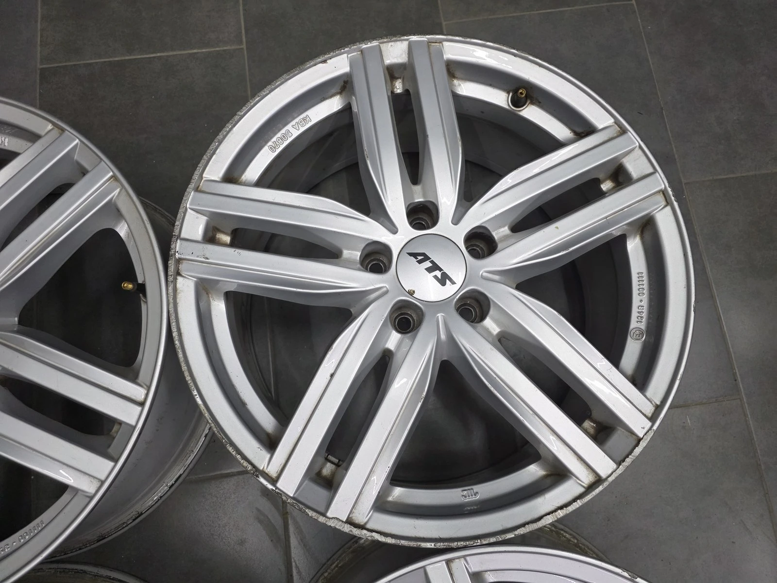 Джанти за Mercedes-Benz, снимка 2 - Гуми и джанти - 56719422