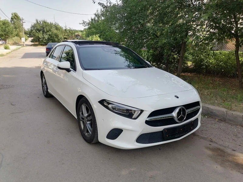 Mercedes-Benz A 200  Launch Edition, снимка 1 - Автомобили и джипове - 41658397