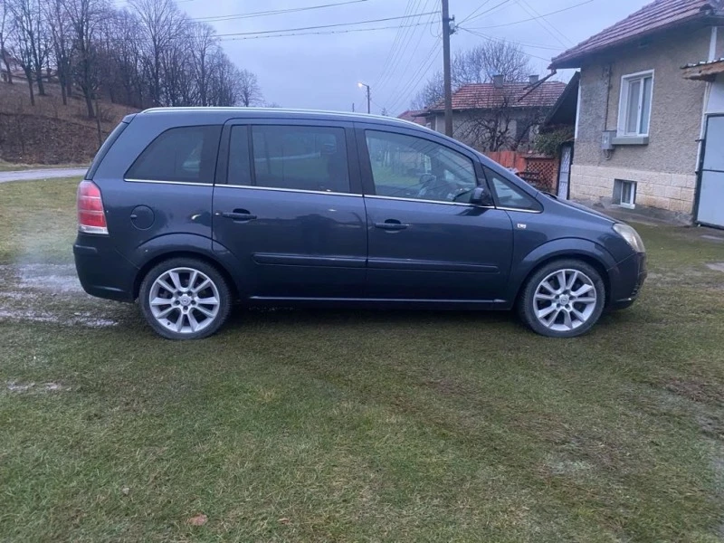 Opel Zafira 1.9 cdti, снимка 6 - Автомобили и джипове - 46224806