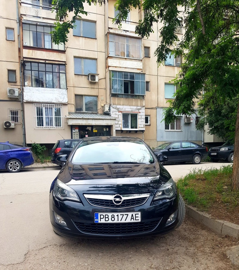 Opel Astra 2.0 165 Full, снимка 5 - Автомобили и джипове - 46214107
