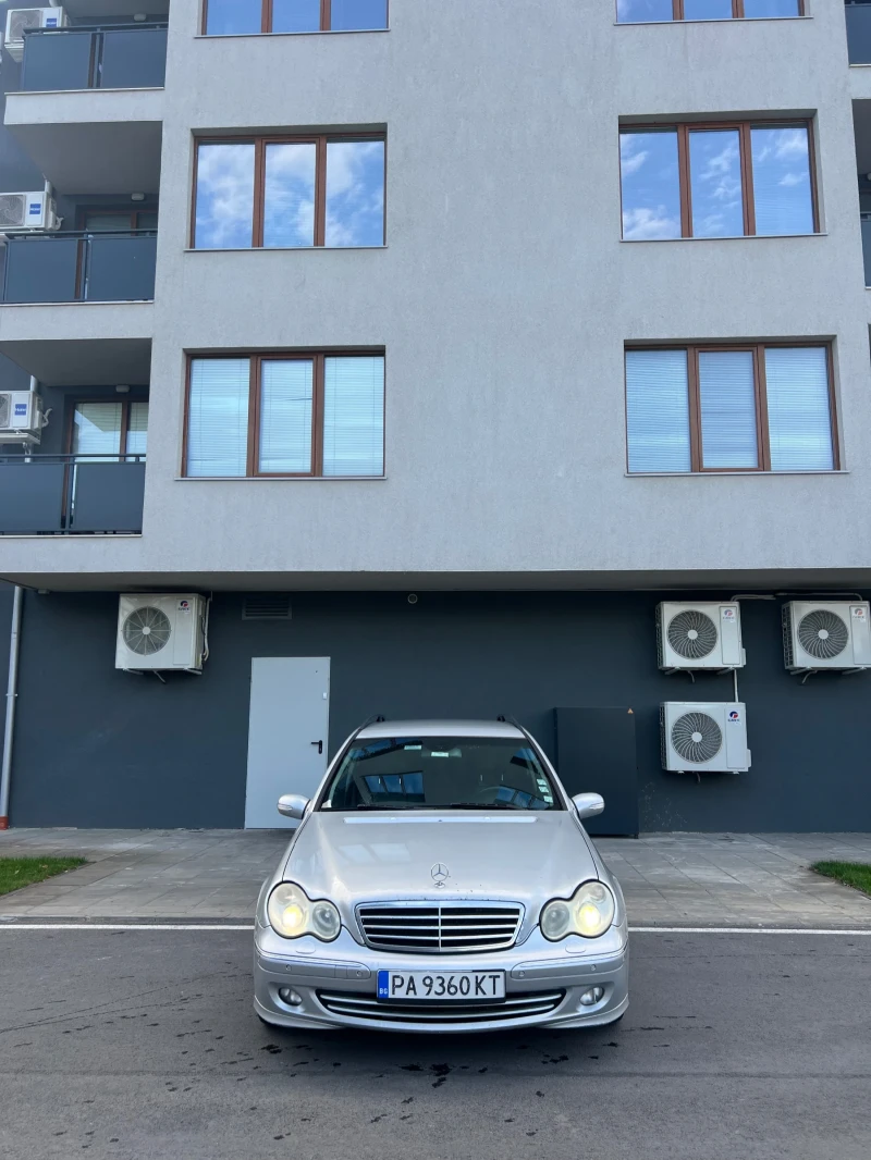 Mercedes-Benz C 280 Mercedes Benz C280 gaz benzin, снимка 2 - Автомобили и джипове - 47540835