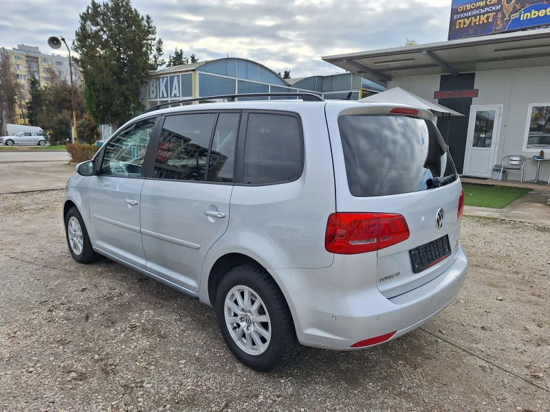 VW Touran 1.6 TDI, снимка 5 - Автомобили и джипове - 48437574