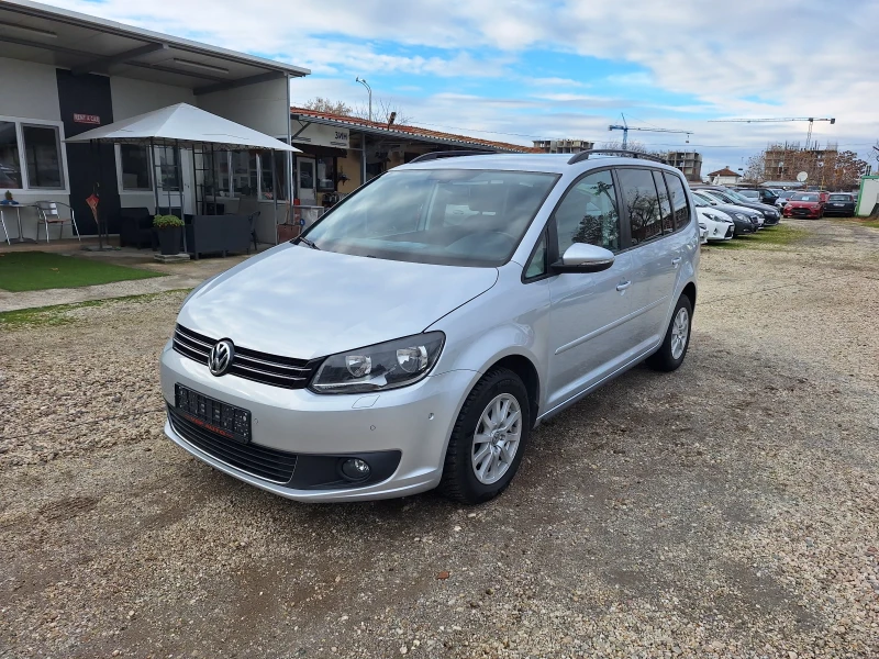 VW Touran 1.6 TDI, снимка 3 - Автомобили и джипове - 48437574