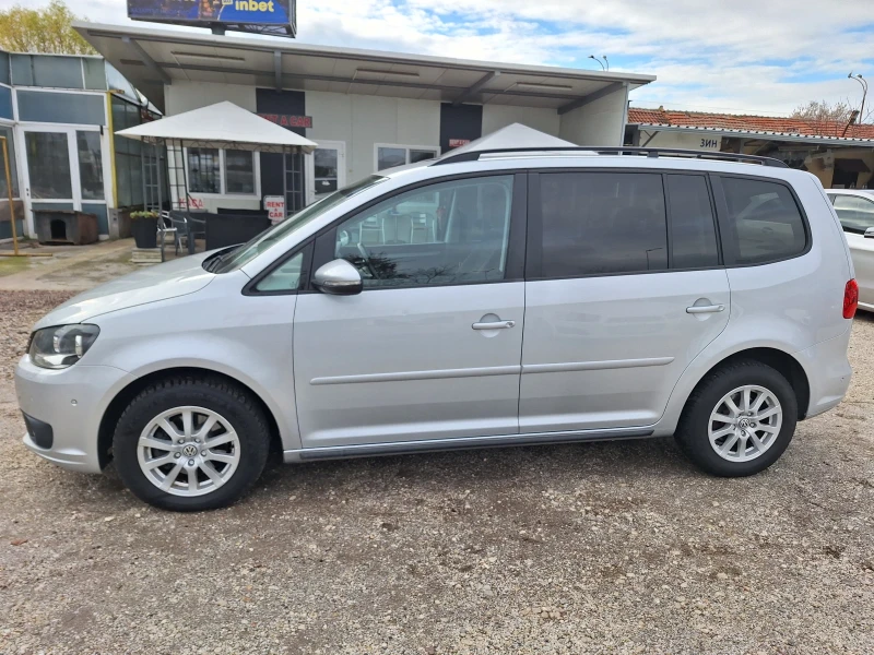 VW Touran 1.6 TDI, снимка 4 - Автомобили и джипове - 48437574