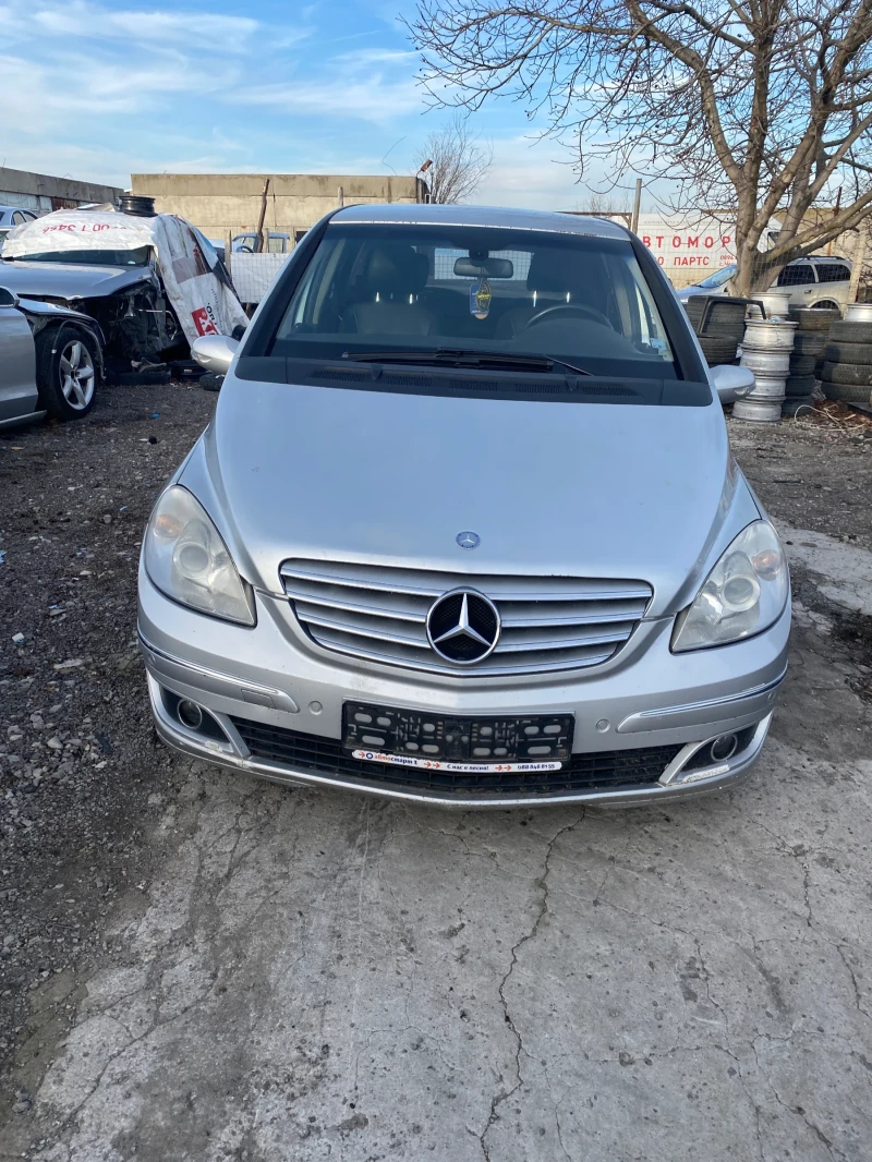 Mercedes-Benz B 200, снимка 1 - Автомобили и джипове - 48626019