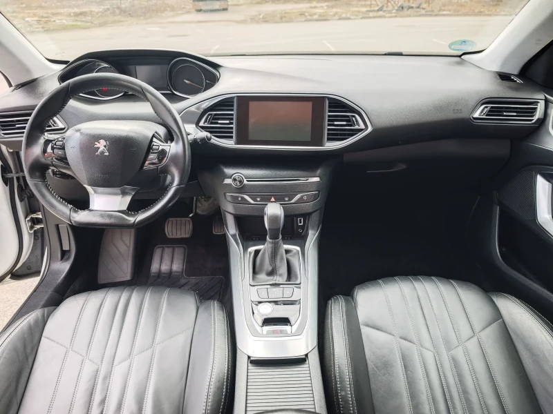 Peugeot 308 2.0 BlueHDi 150k.c. ДВА К-Т ДЖАНТИ, снимка 9 - Автомобили и джипове - 49349600