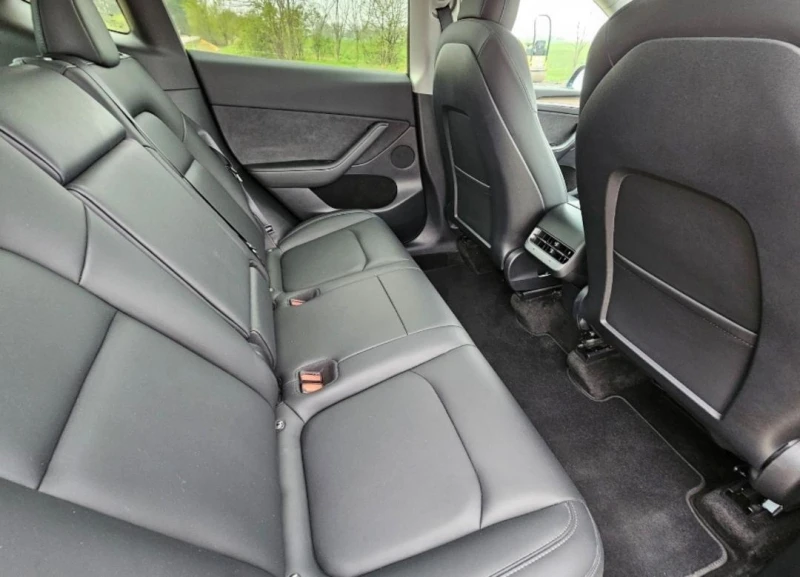 Tesla Model Y Long Range 4x4 Full Warranty, снимка 17 - Автомобили и джипове - 49732979