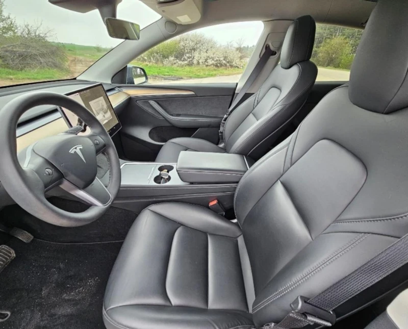 Tesla Model Y Long Range 4x4 Full Warranty, снимка 15 - Автомобили и джипове - 49732979