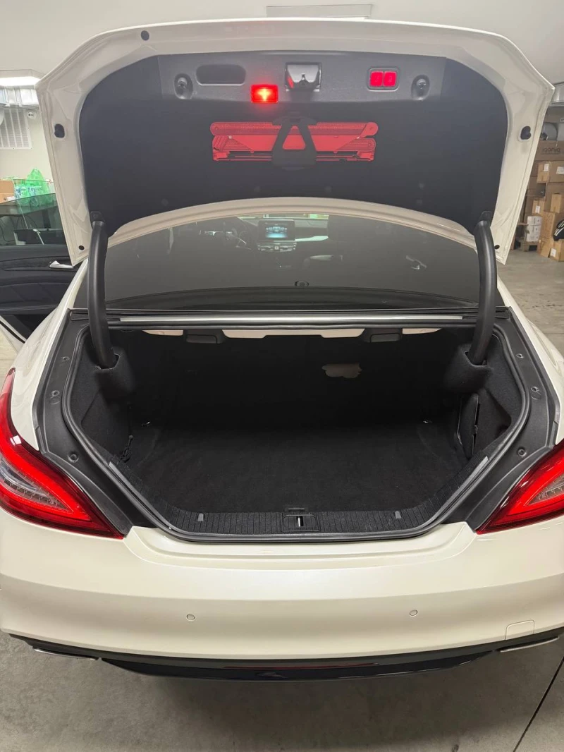 Mercedes-Benz CLS 500 AMG, снимка 7 - Автомобили и джипове - 52588527