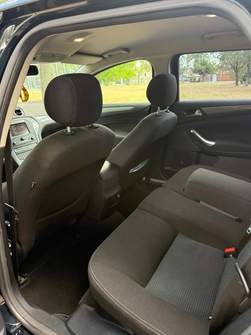 Ford Mondeo 1.6 EcoBoost , снимка 13 - Автомобили и джипове - 51083054