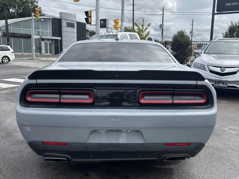 Dodge Challenger CARFAX* АВТОФИНАНСИРАНЕ* БЕЗ ПЪРВОНАЧАЛНА ВНОСКА* , снимка 4 - Автомобили и джипове - 52787938