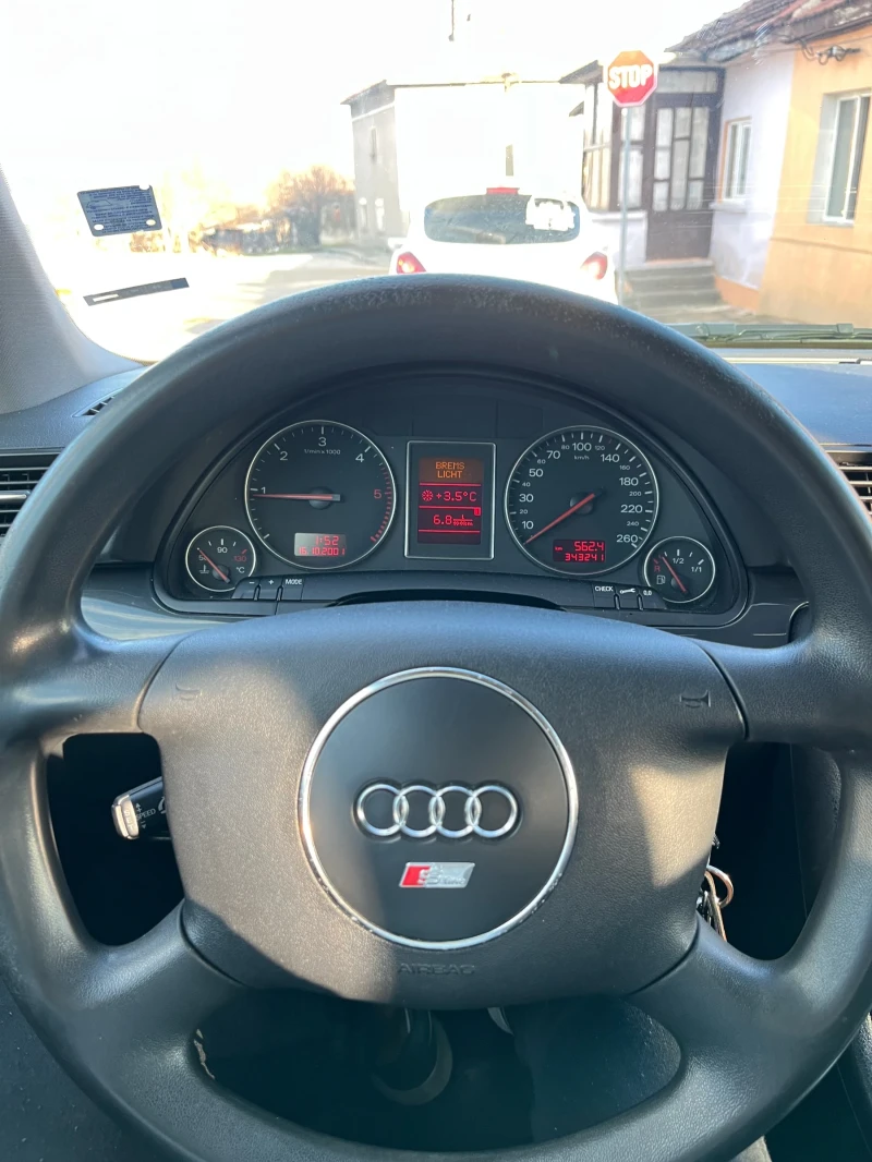 Audi A4 1.9 TDI 131 HP, снимка 10 - Автомобили и джипове - 53145621