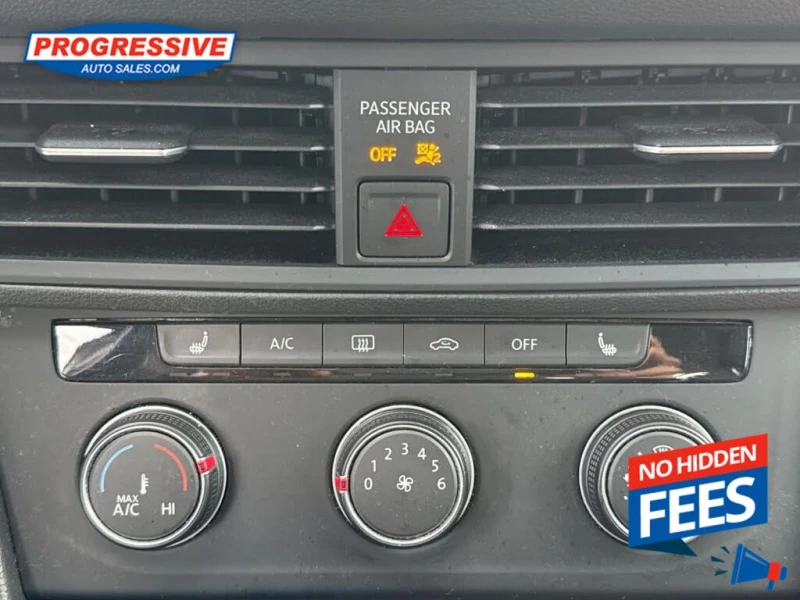 VW Jetta Comfortline FWD* АвтоКредит* (Цена до БГ) , снимка 12 - Автомобили и джипове - 53398234