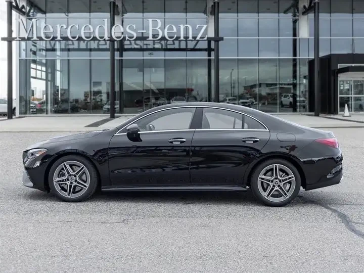 Mercedes-Benz CLA 250 4MATIC Coupe * CARFAX * АВТО КРЕДИТ * , снимка 3 - Автомобили и джипове - 54784895