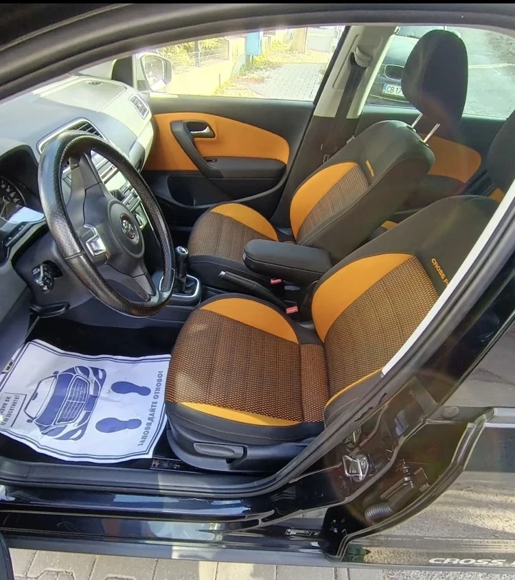 VW Polo CROSS 1.4 86к.с., снимка 8 - Автомобили и джипове - 55003535