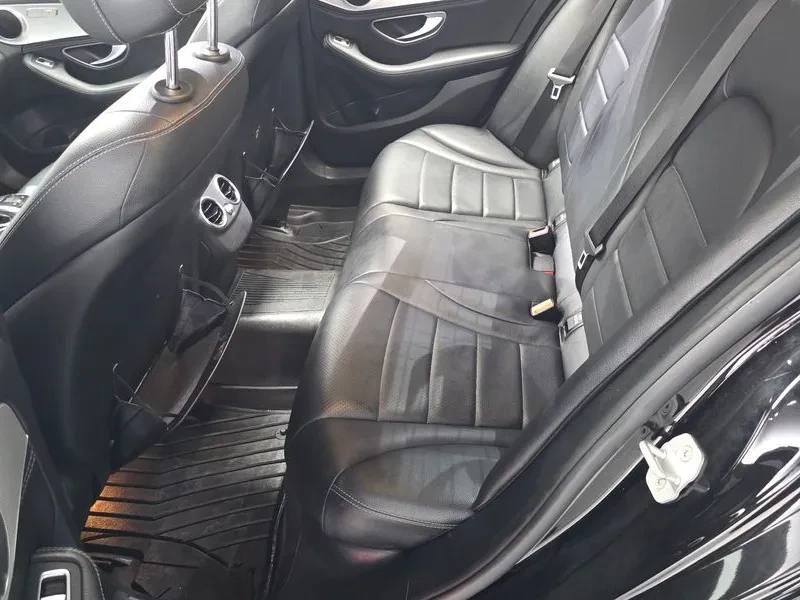 Mercedes-Benz C 200, снимка 12 - Автомобили и джипове - 55884005