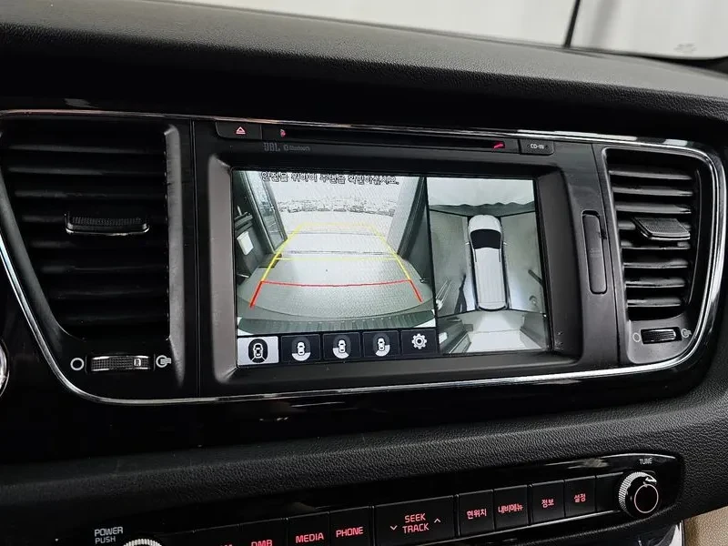 Kia Carnival Gasoline 7-Seater Limousine President | Mobile.bg � ����������� 15