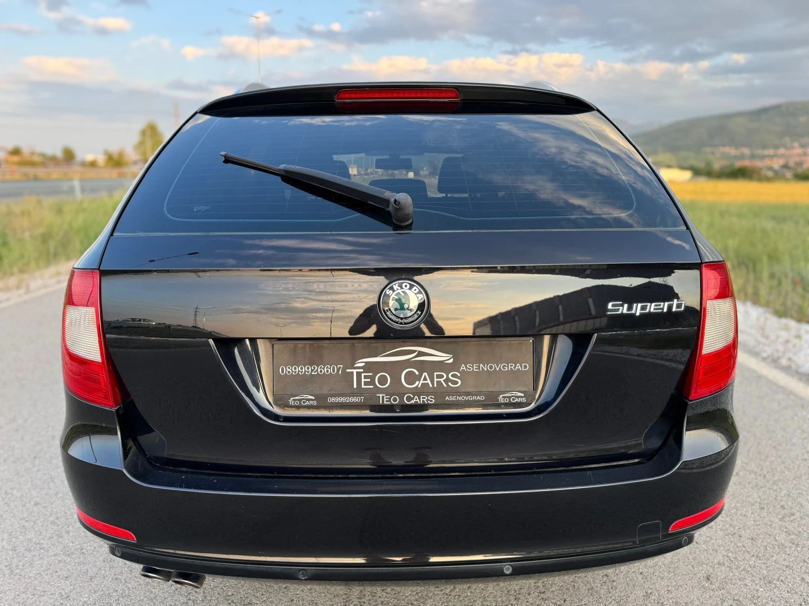 Skoda Superb 2.0 TDI 140к.с / PARKTRONIC / TEMPOMAT  - изображение 7