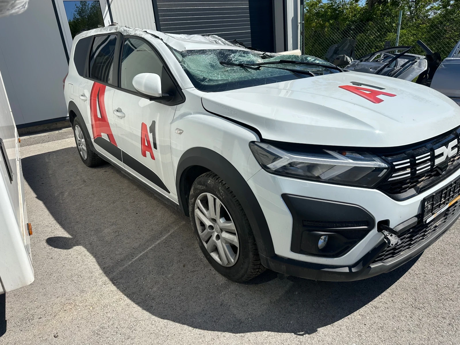 Dacia Jogger 1.0 TCE LPG - изображение 3