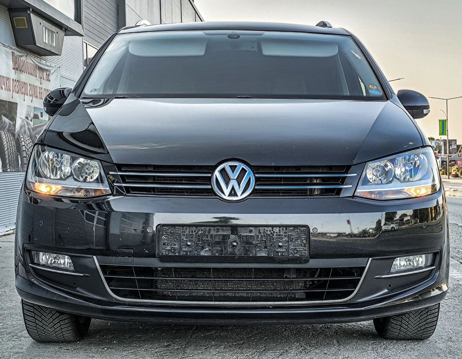 VW Sharan 2.0TDI 170к.с. 7МЕСТА HIGHLINE - изображение 2
